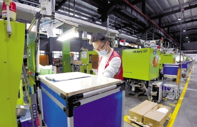 加班加點(diǎn)生產(chǎn)忙